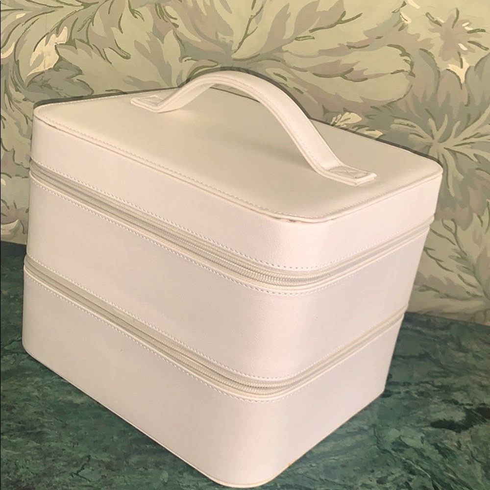New Makeup Caddy